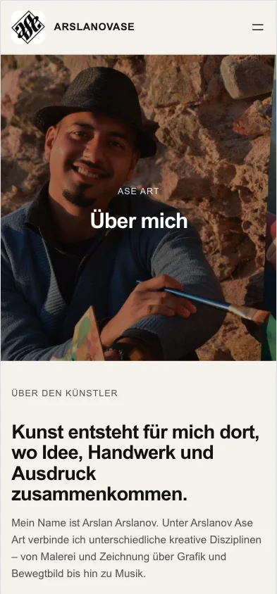 Mobile Über-mich-Seite von ASE Art mit Künstlerporträt, Navigation und Einführungstext